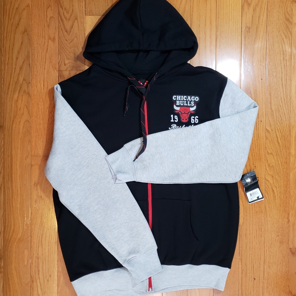 Chicago Bulls Zip Up Hoodie Size XL